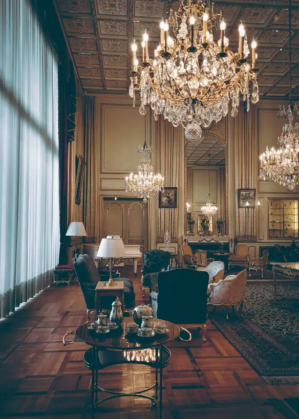Lobby majestueux du Belona Grandhotel